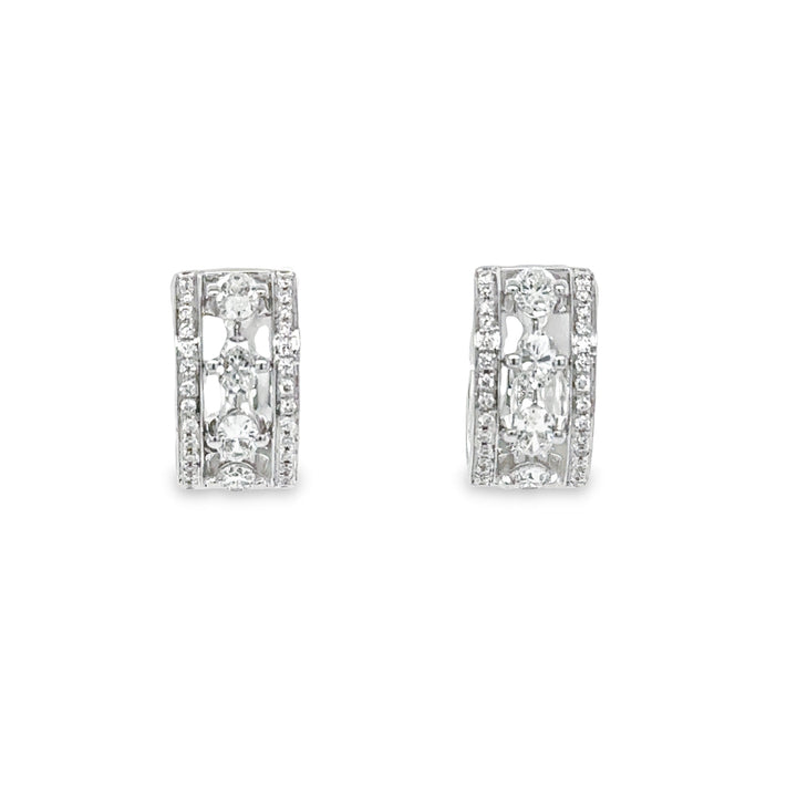 Earrings in white gold