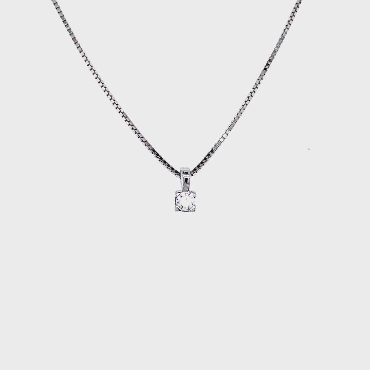 SOLITAIRE DIAMOND PENDANT