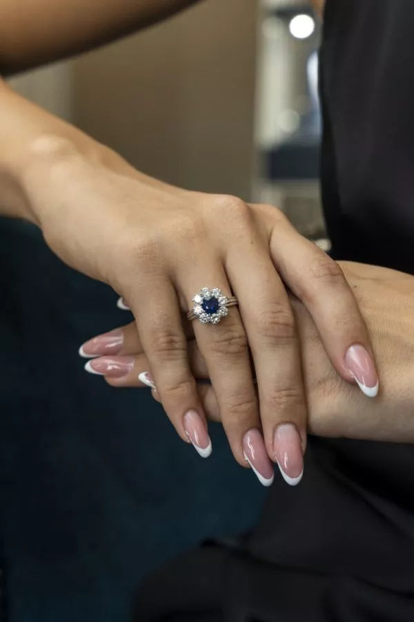 COCKTAIL SAPPHIRE RING