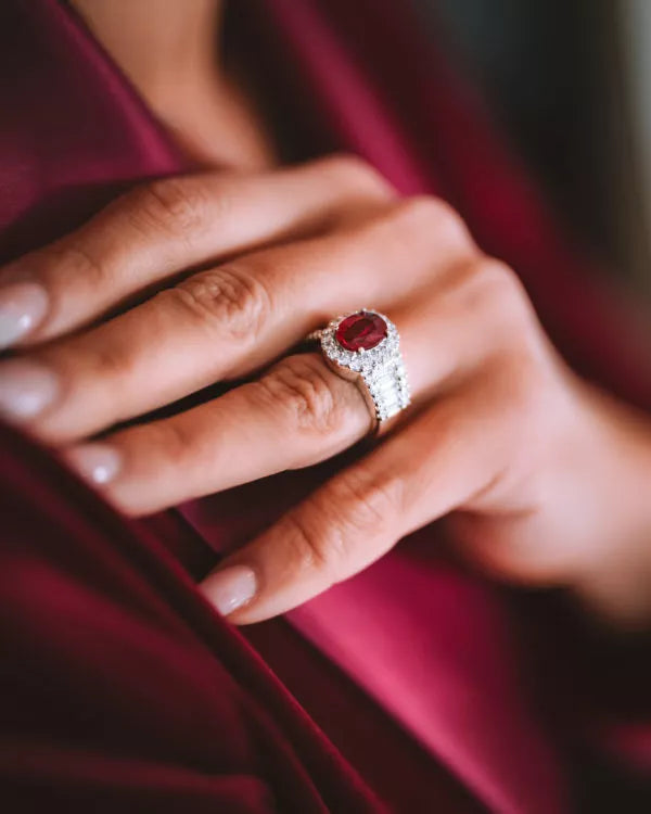 BAGUE COCKTAIL DIAMANT ET RUBIS