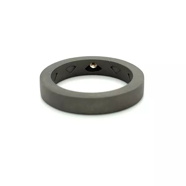 TITANIUM DIAMOND BAND RING