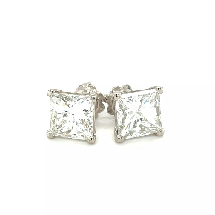 DIAMOND STUD EARRINGS